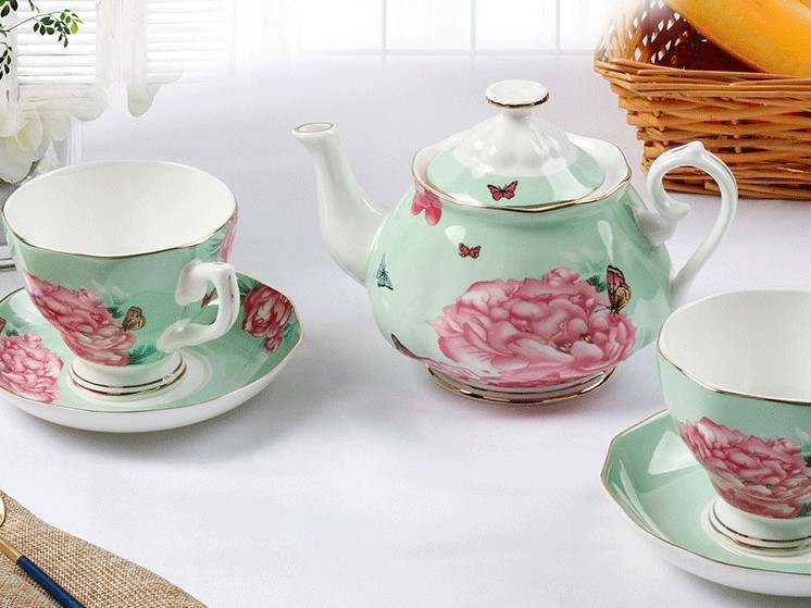 Pretty Peonies Tea Set